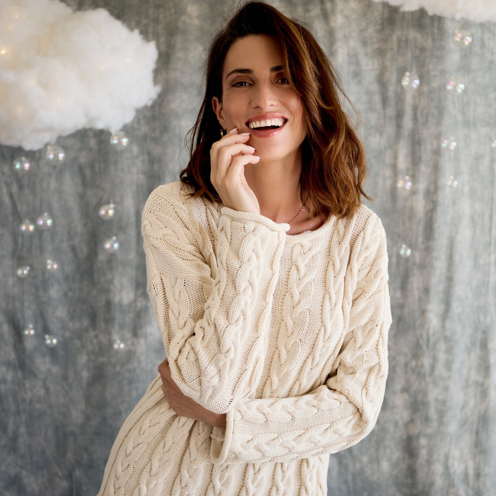 Classic Cable Pullover - Ecru - Image 3