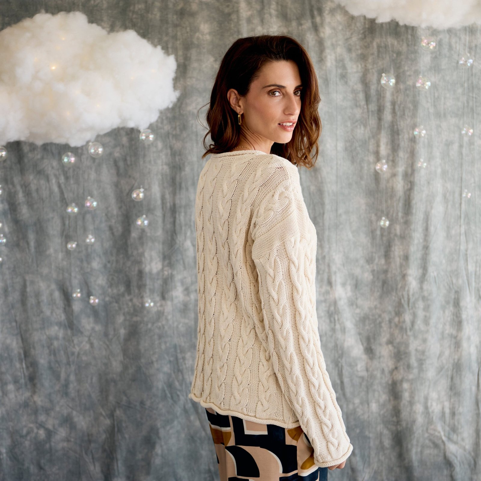 Classic Cable Pullover - Ecru - Image 6